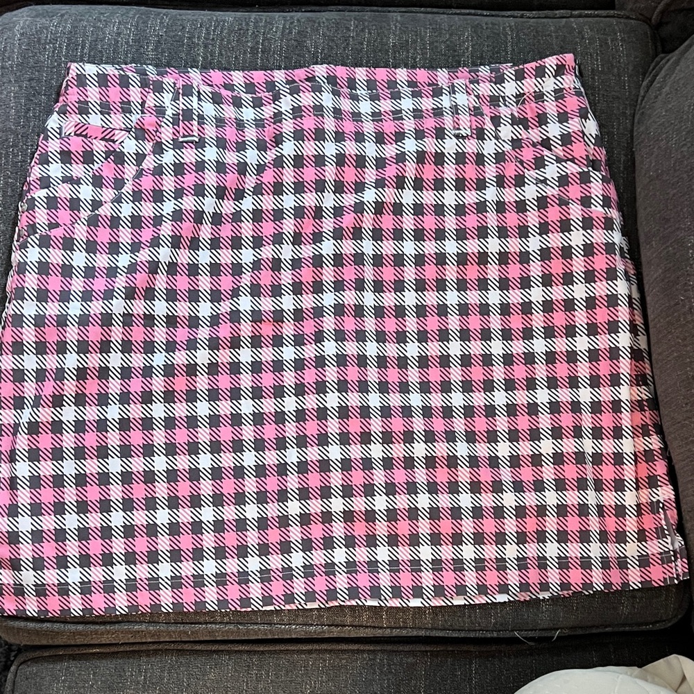 NIVO Lanctot Golf Skort: Pink Checked Patterned Size 14.
